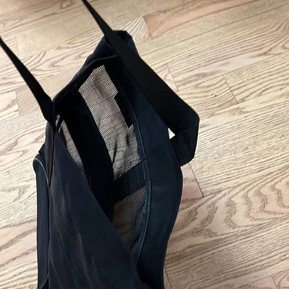‎SHISEIDO BLACK BAG - Picture 7 of 7